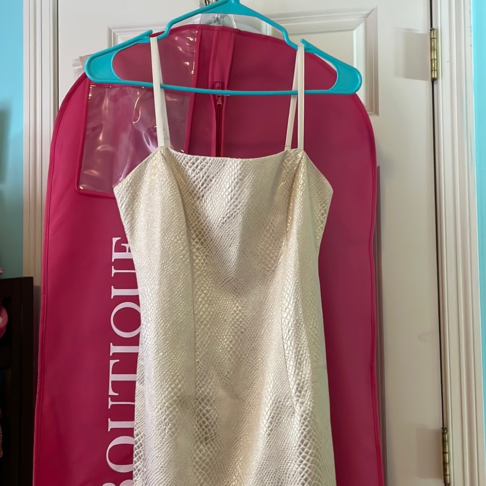 White snakeskin pattern dress